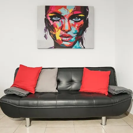 Mariposa Apartment *